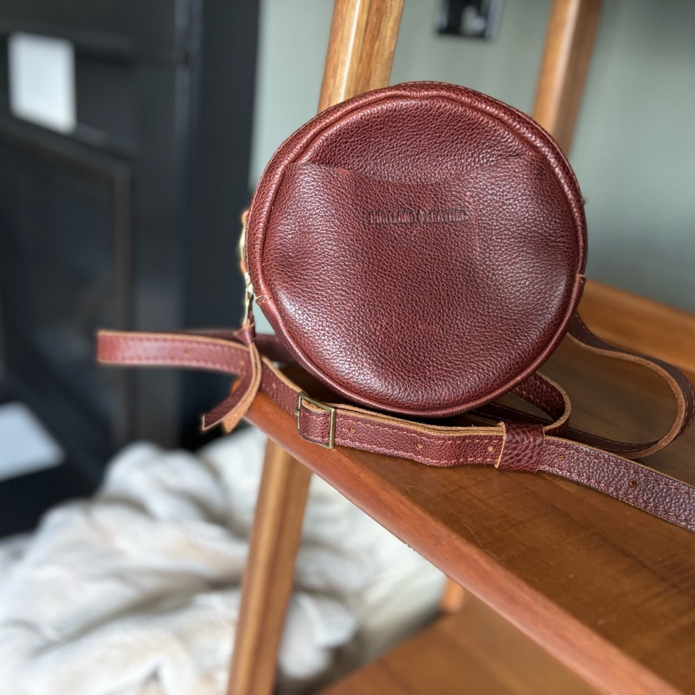 PLG Small Circle Crossbody in Nutmeg